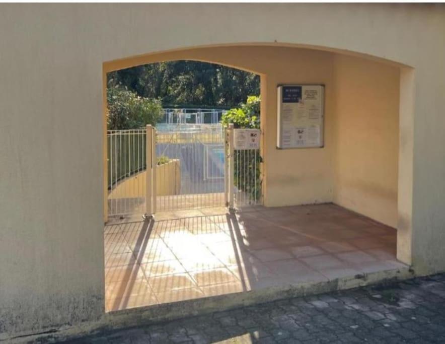 Charmant Studio Valescure Saint Raphael Екстер'єр фото